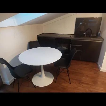 Amelie Apartment